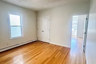 8 Fair St, Gloucester, MA 01930 - Photo 4