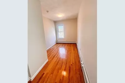 8 Fair Street #4, Gloucester, MA 01930 - Photo 6