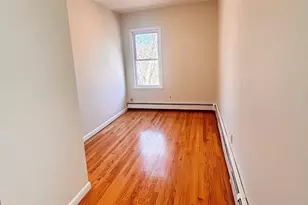 8 Fair St, Gloucester, MA 01930 - Photo 6