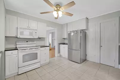 16 Fenimore Blvd, Springfield, MA 01108 - Photo 18