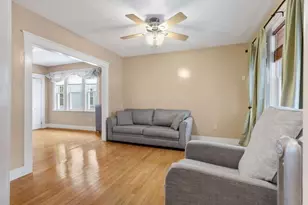 131 Yale St, Medford, MA 02155 - Photo 6