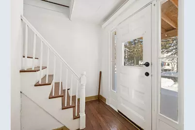 86 Elm St, Swansea, MA 02777 - Photo 2
