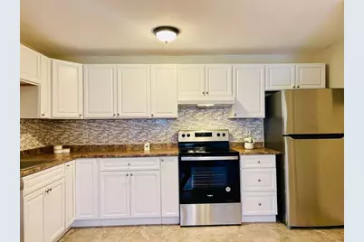 16-A Mayberry Dr #1, Westborough, MA 01581 - Photo 2