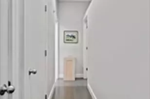 9 Harcourt St, Boston, MA 02116 - Photo 4