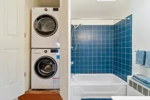 15 Mt Vernon St, Cambridge, MA 02140 - Photo 20