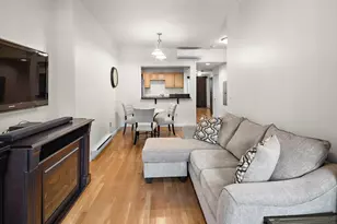 41 Warren Ave, Boston, MA 02116 - Photo 2