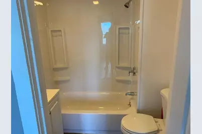 187 Newbury St #03, Lawrence, MA 01841 - Photo 10