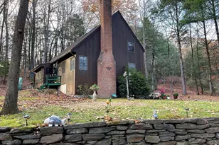 62 Peabody Ln, Greenfield, MA 01301 - Photo 6