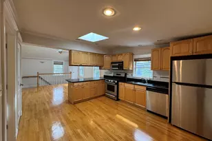 118 Sherman St, Cambridge, MA 02140 - Photo 10