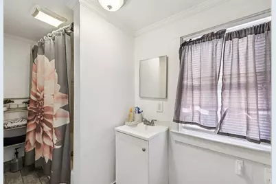 23 Plain St, Taunton, MA 02780 - Photo 6