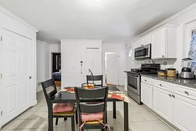 23 Plain St, Taunton, MA 02780 - Photo 6