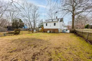 70 Riverside Ave, Attleboro, MA 02703 - Photo 12