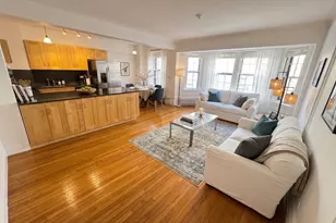 988 Memorial Dr, Cambridge, MA 02138 - Photo 2