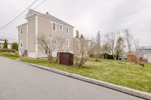 34 Last St, Fall River, MA 02724 - Photo 4