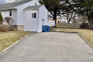 470 Pleasant St, Canton, MA 02021 - Photo 4