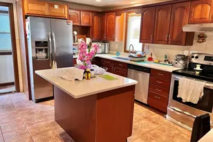 470 Pleasant St, Canton, MA 02021 - Photo 18