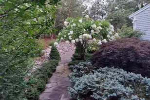 34 Polaris Dr, Mashpee, MA 02649 - Photo 4