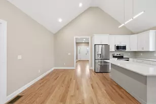 18 Lakeshore Dr, Douglas, MA 01516 - Photo 10