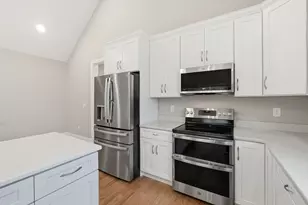 18 Lakeshore Dr, Douglas, MA 01516 - Photo 14