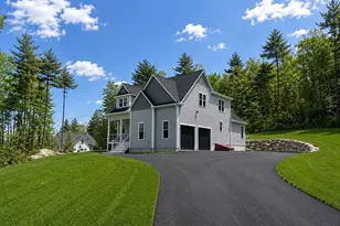 18 Lakeshore Dr, Douglas, MA 01516 - Photo 1