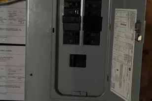 44-46 Edgewood St, Springfield, MA 01109 - Photo 32