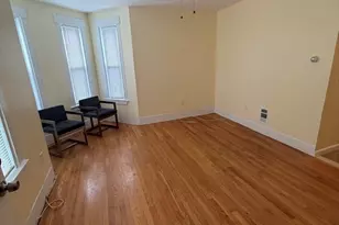 8 Wilson St, Lynn, MA 01902 - Photo 6