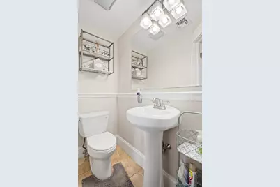 521 E 5th St #1, Boston, MA 02127 - Photo 10