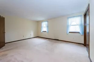 52 Frederick St, Dracut, MA 01826 - Photo 18