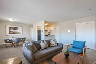 8 Lake View Gardens #6, Natick, MA 01760 - Photo 2
