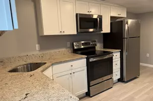 10 Leyden St, Plymouth, MA 02360 - Photo 4
