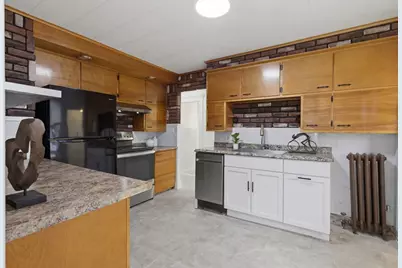 138 Sherman St, Quincy, MA 02170 - Photo 6