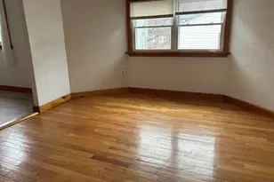 9 Starbird St, Malden, MA 02148 - Photo 8