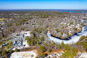 251 Shore Dr, Mashpee, MA 02649 - Photo 26