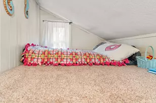 251 Shore Dr, Mashpee, MA 02649 - Photo 18