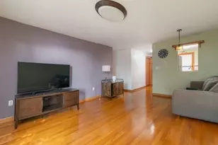 39 Cary Ave, Chelsea, MA 02150 - Photo 2