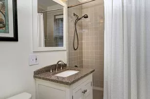 33 Lennon Ct, Boston, MA 02127 - Photo 8