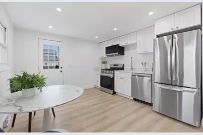 138 Forest St, Brockton, MA 02302 - Photo 4