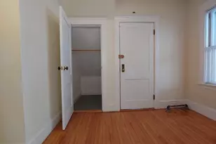 76 Wenham St, Boston, MA 02130 - Photo 4