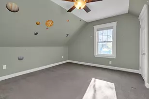 2 Bellevue Ave, Wakefield, MA 01880 - Photo 14