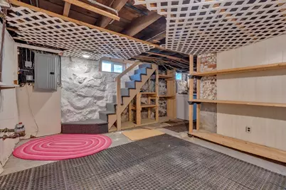 2 Bellevue Ave, Wakefield, MA 01880 - Photo 18