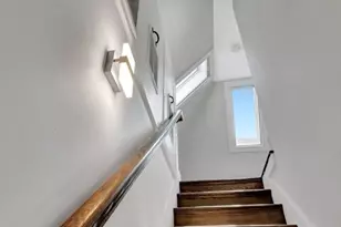 10 Oak St, Saugus, MA 01906 - Photo 18