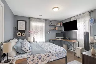 10 Oak St, Saugus, MA 01906 - Photo 12