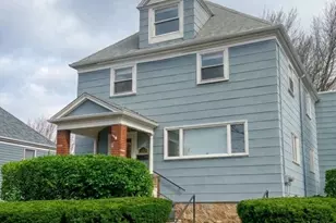 10 Oak St, Saugus, MA 01906 - Photo 1