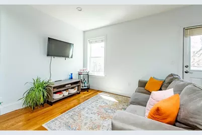 28 Howell St #1, Boston, MA 02125 - Photo 4