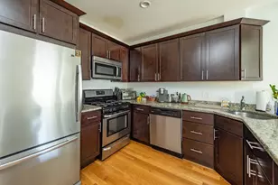 28 Howell St, Boston, MA 02125 - Photo 2