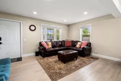 63 Pine St, Natick, MA 01760 - Photo 8