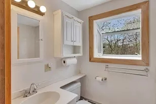 69 Appleton St, Saugus, MA 01906 - Photo 12