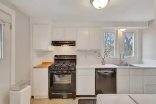 69 Appleton St, Saugus, MA 01906 - Photo 6