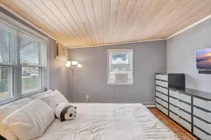 69 Appleton St, Saugus, MA 01906 - Photo 10