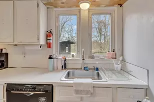 69 Appleton St, Saugus, MA 01906 - Photo 12
